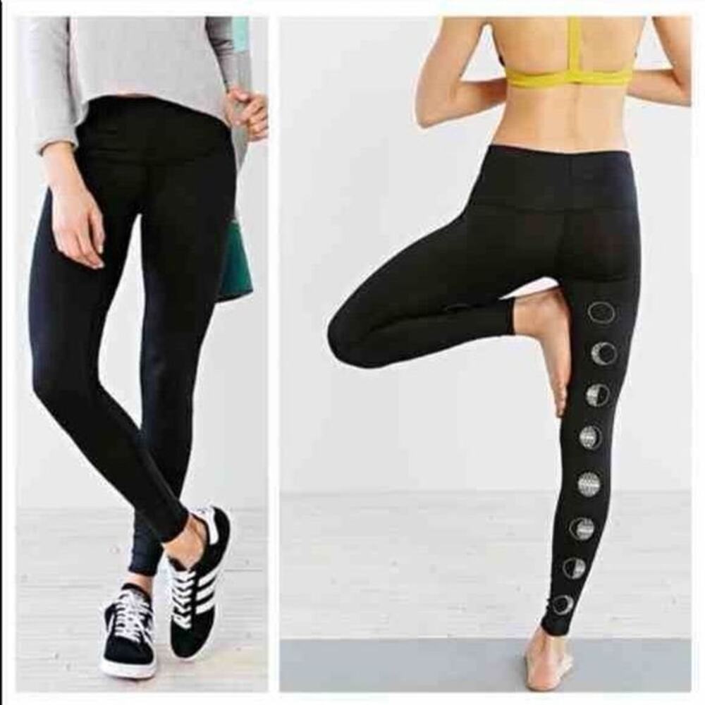 Teeki Leggings Moon Dance Leggings Size Large Pilates Yoga Black Anti Microbial